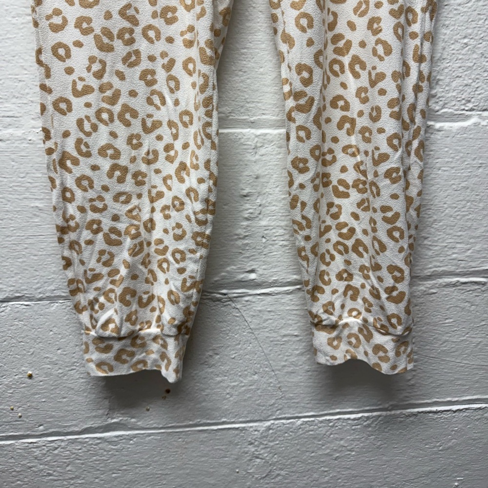 KIKIT Leopard Print Pajama Set - Picture 3 of 7